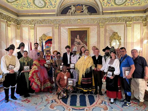 Recepción participantes XXXIV Festival Folclórico Internacional la Esteva
