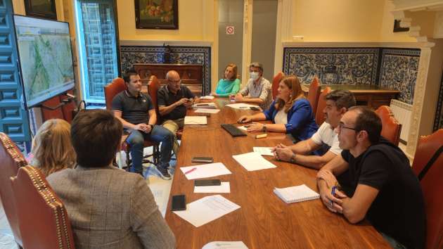 La alcaldesa de Segovia trasladará de nuevo a la Junta las necesidades del transporte en los barrios de Madrona y Fuentemilanos  