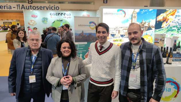 El concejal de turismo con participantes en Madrid Fusión