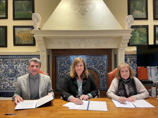 Firma de convenio de Colaboración entre el Ayuntamiento de Segovia y la Asociación de Caridad San Vicente de Paul