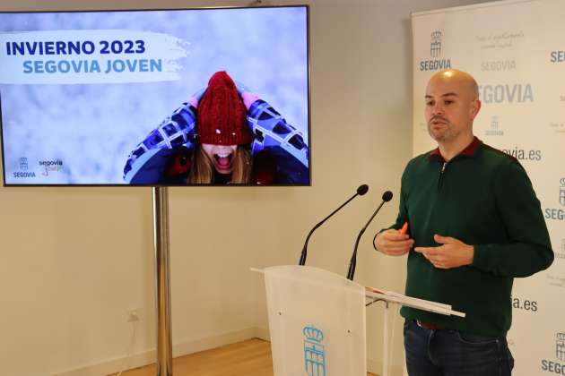 Angel Galindo presenta el programa Segovia Joven