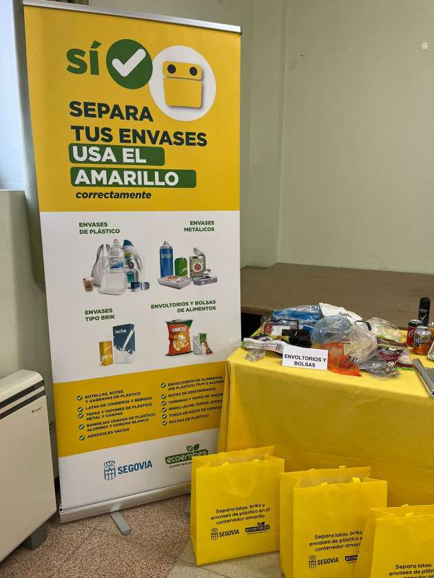 campaña separa los envases, usa el amarillo