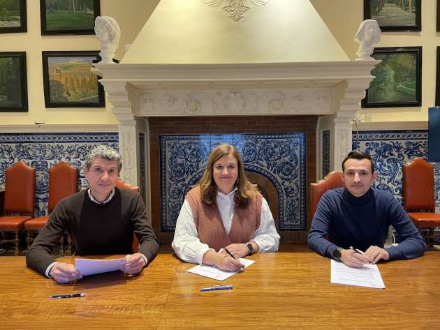 Firma convenio Cristo del Mercado