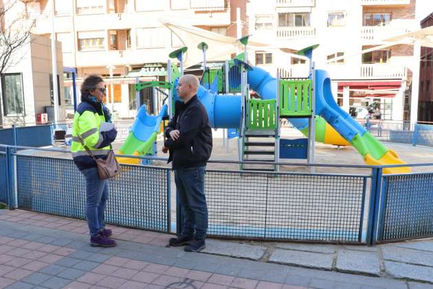 Galindo en la nueva zona de juegos José Zorrilla