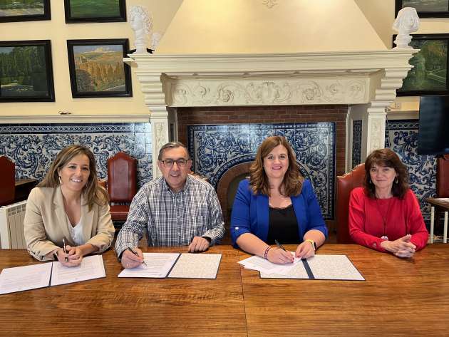 Firma Convenio Cáritas