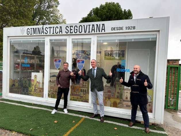 Inauguración tienda gimnástica segoviana
