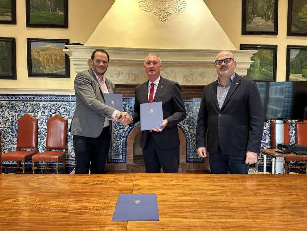 Firma convenio Junta de Cofradías 
