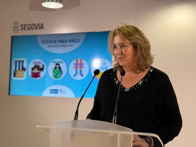 May Escobar en la presentación Campaña Turismo Familiar