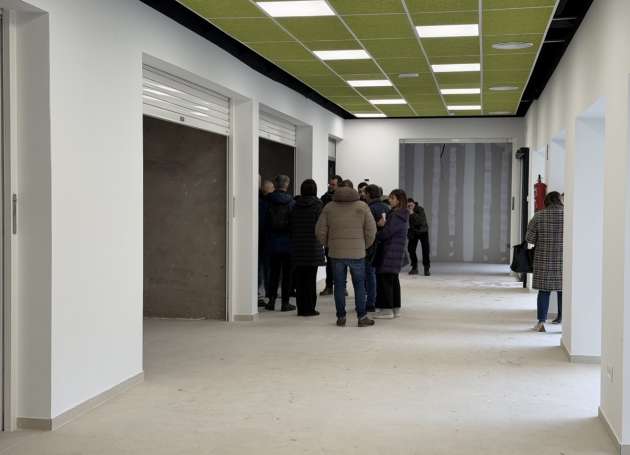 La jornada de puertas abiertas del Mercado de Los Huertos atrae a los comerciantes