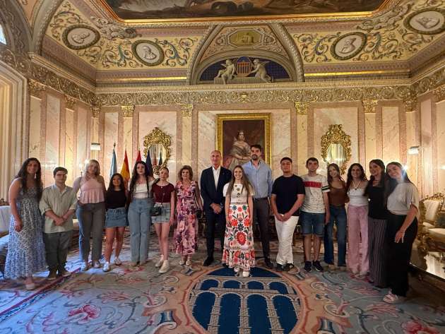 Elección de la alcaldesa de las fiestas
