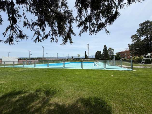 La piscina municipal de verano abrirá en junio con una imagen renovada tras una inversión de 315.000 euro