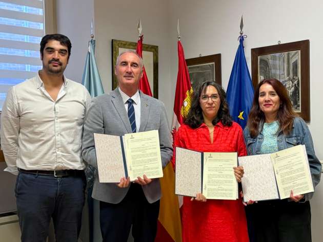Firma de convenios con varias asociaciones para la cesión de espacios municipales
